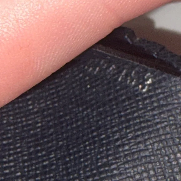 Louis Vuitton Taiga Brazza Navy Bifold Wallet with Box - Picture 9 of 11